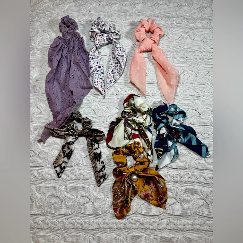 Lot of 7 Scarf Hair Scrunchies #1605 - Picture 1 of 12